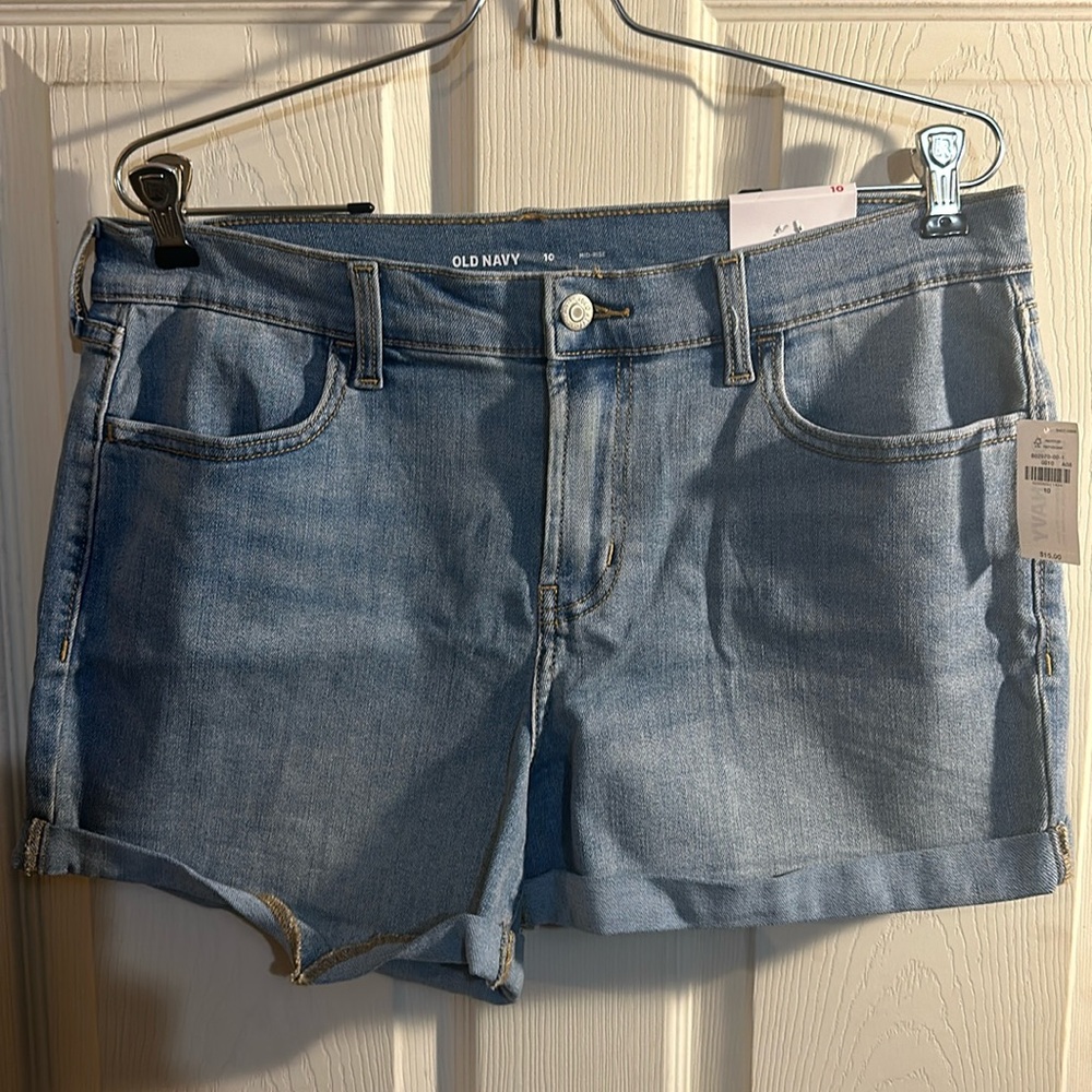 Old Navy Size 10 shorts